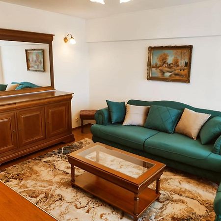 בוקרשט L'Imerald Ultra-Central Apartment-Artesian Fountains View מראה חיצוני תמונה